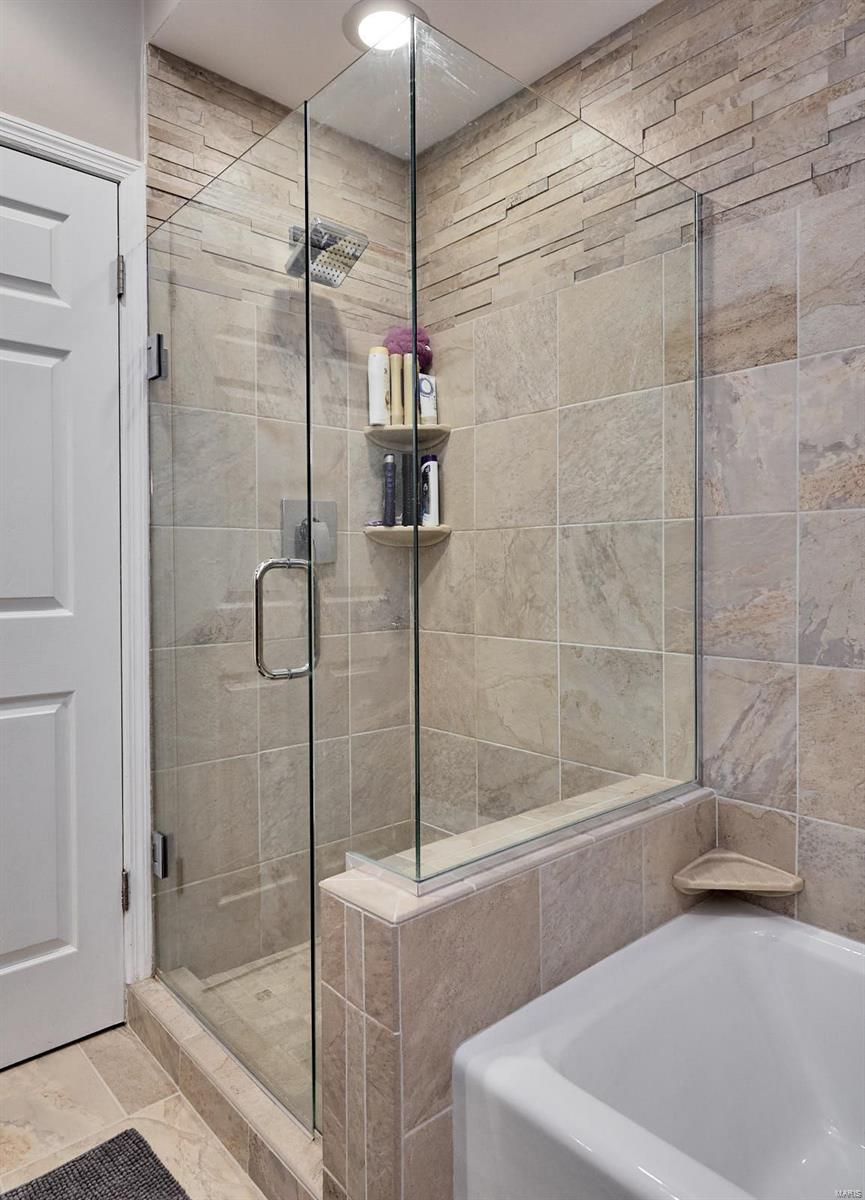 Oaks In Olde Towne Condo - Residential