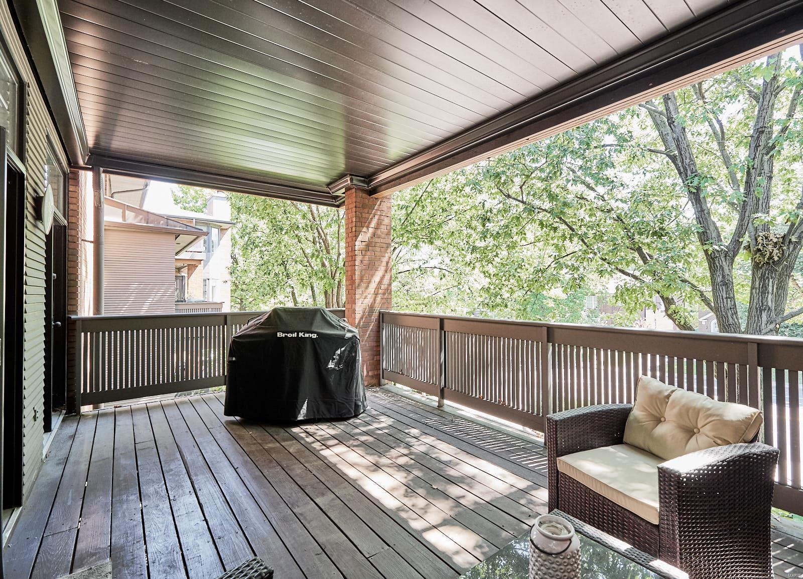 Oaks In Olde Towne Condo - Residential