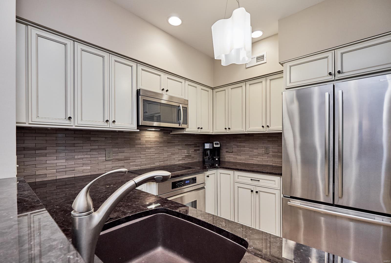 Oaks In Olde Towne Condo - Residential