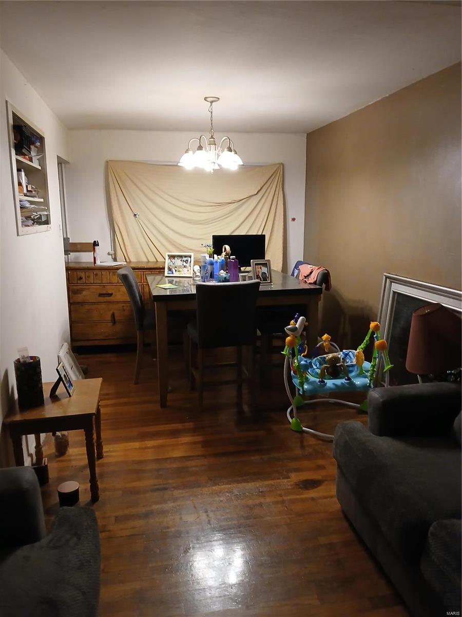 St Louis, Missouri 63135, United States, 3 Bedrooms Bedrooms, ,1 BathroomBathrooms,Residential,Active,24385