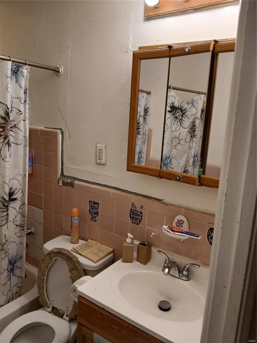 St Louis, Missouri 63135, United States, 3 Bedrooms Bedrooms, ,1 BathroomBathrooms,Residential,Active,24385