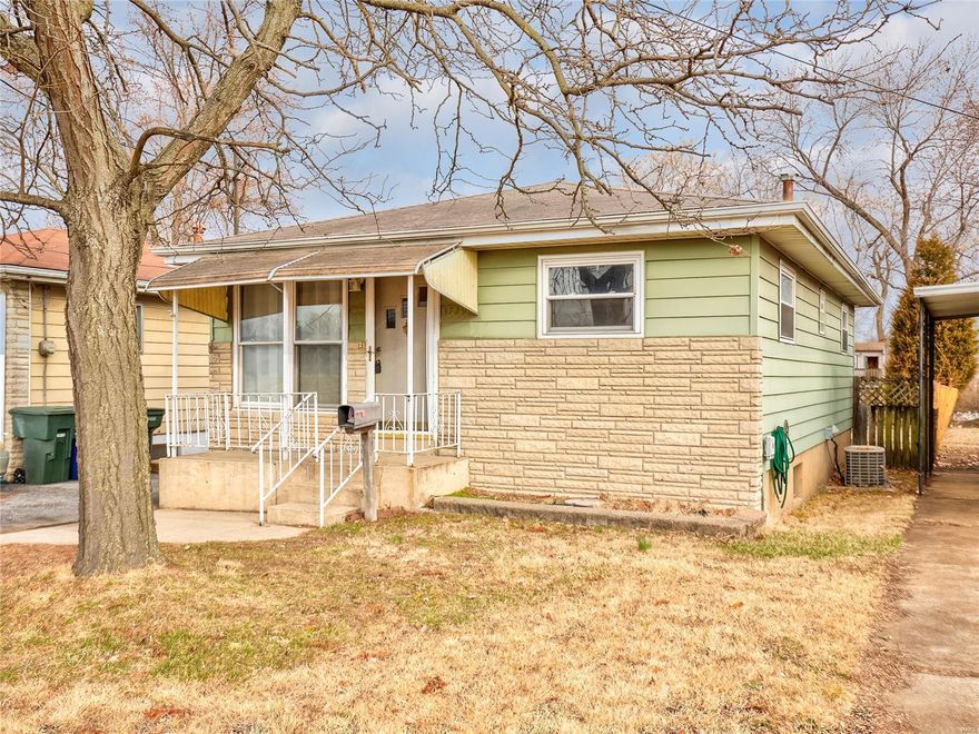 CUTE RANCH HOME lives larger than it looks with extra living space in the partially finished lower level. MAIN FLOOR has 2 good sized bedrooms with a full bath, a spacious eat-in kitchen and large living room.  THE PARTIALLY FINISHED LOWER LEVEL has a rec room, a possible extra sleeping area, an office and a separate hobby area & utility room. You will like the large windows that provide lots of natural light, wood floors in some of the rooms, the OPEN KITCHEN with oak cabinets and laminate flooring, the Swanstone double sink, the pantry and the breakfast area. The backyard is fenced for your children & pets & there is a large covered patio for your outdoor enjoyment. Great location. Easy access to I-55.