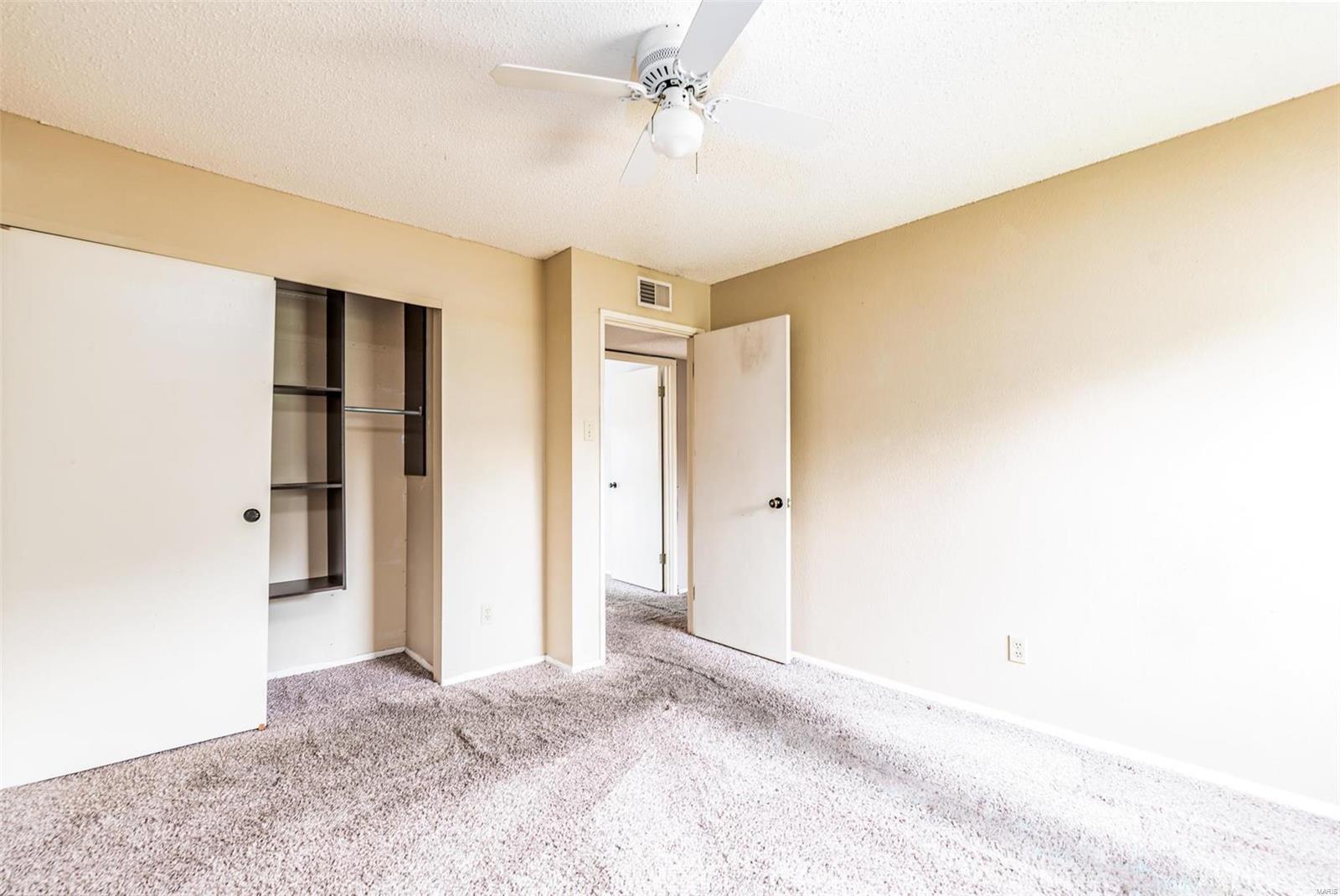 Beau Jardin Twnhms A Condo - Residential