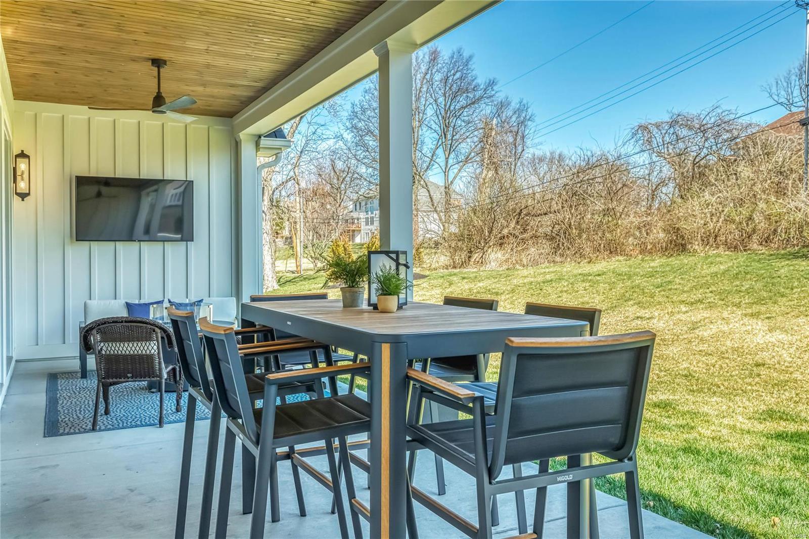 Ladue Meadows - Residential