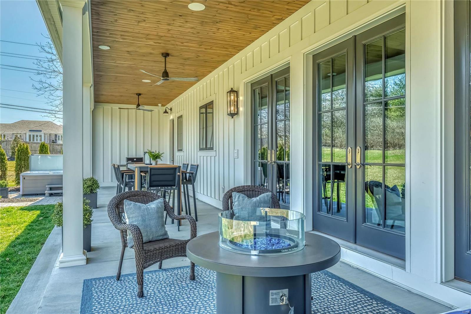 Ladue Meadows - Residential