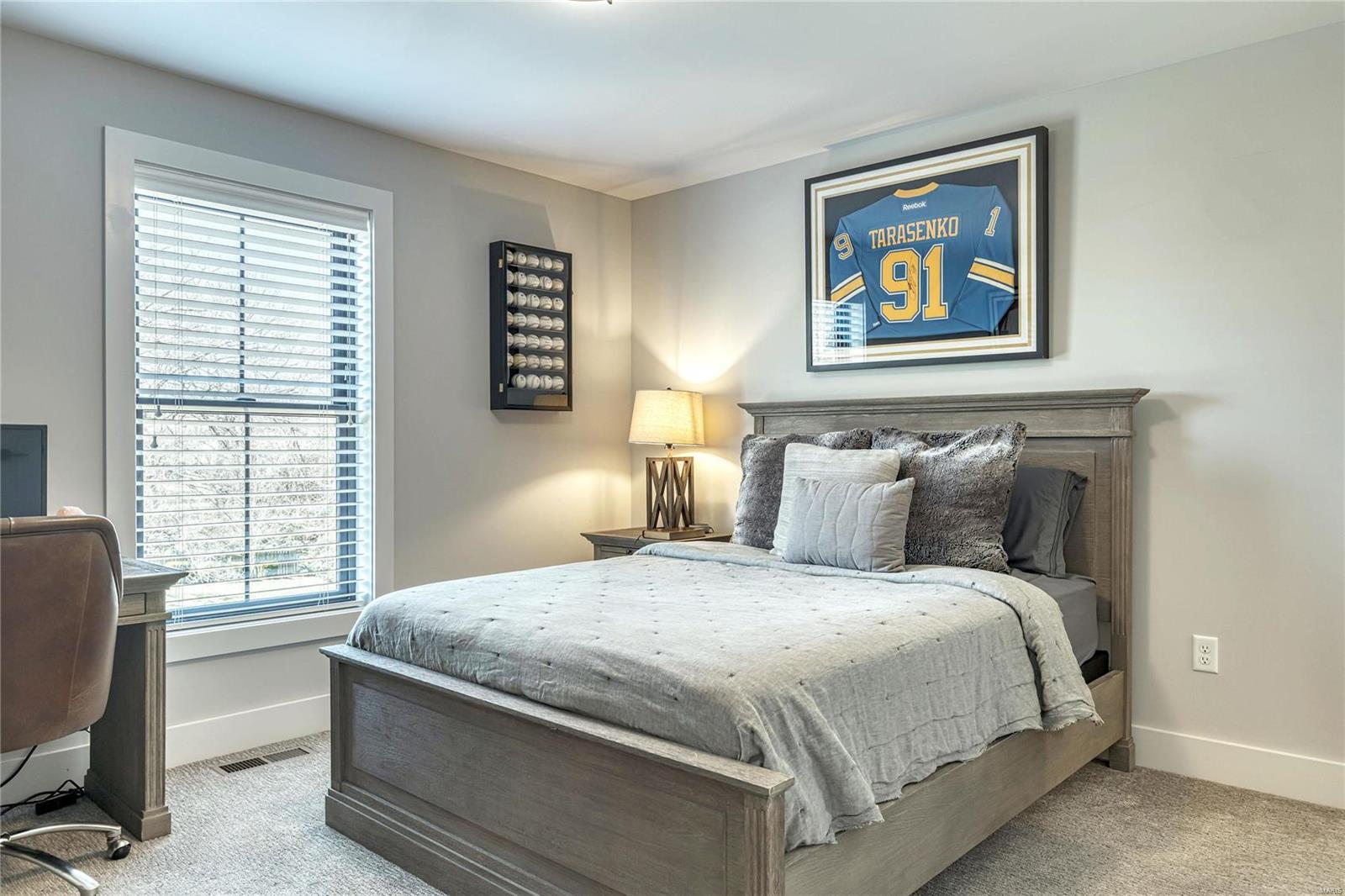 Ladue Meadows - Residential