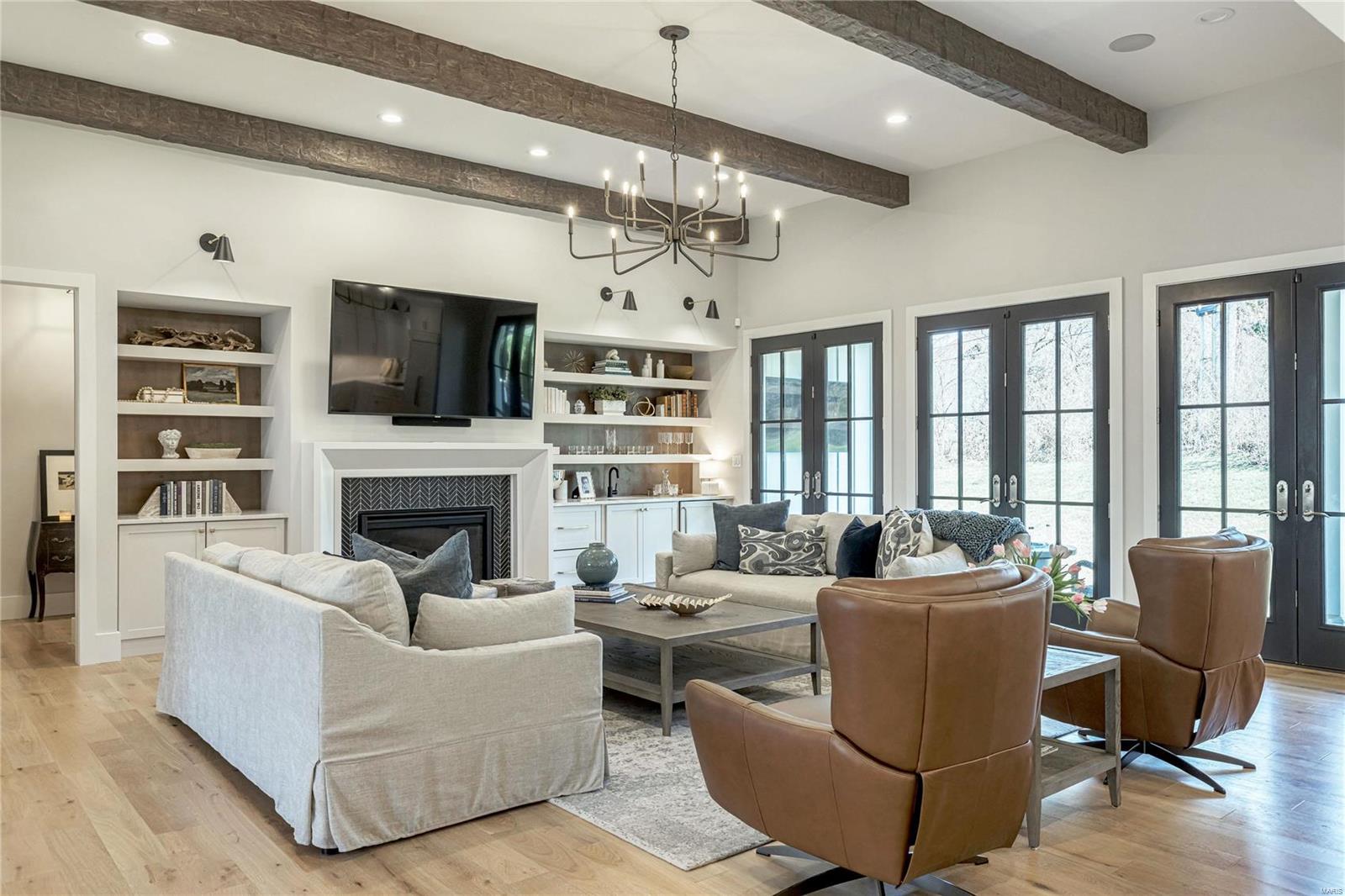 Ladue Meadows - Residential