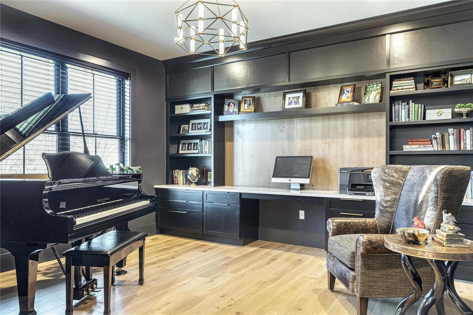 Ladue Meadows - Residential