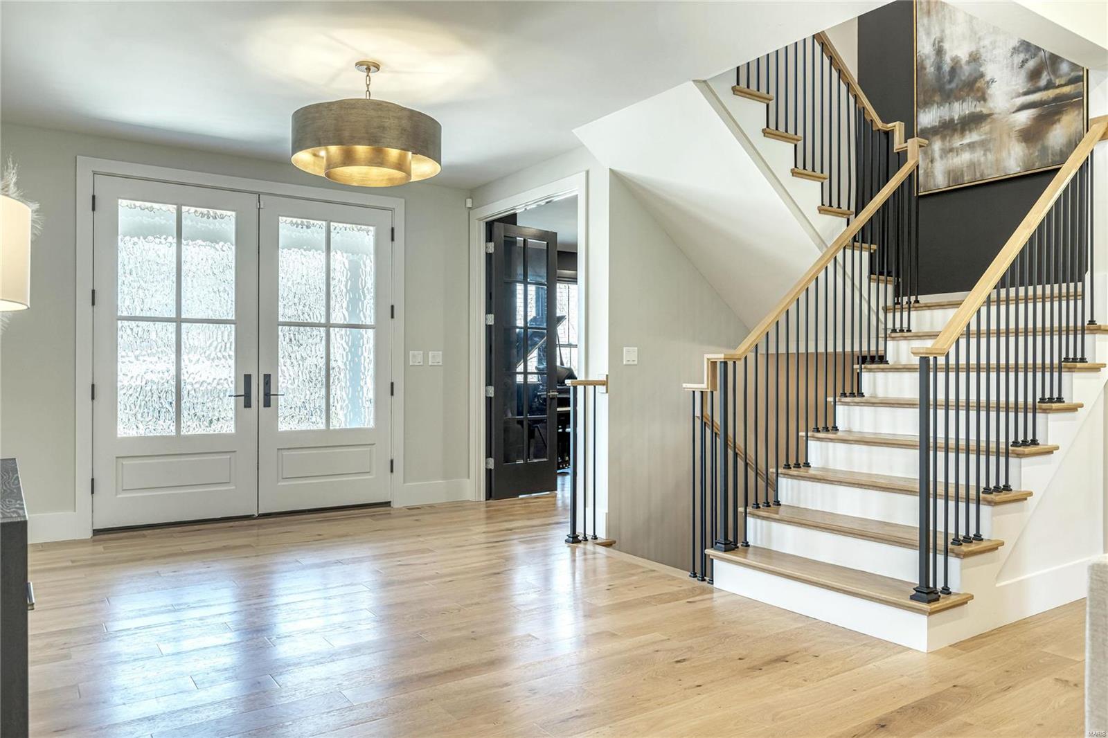 Ladue Meadows - Residential