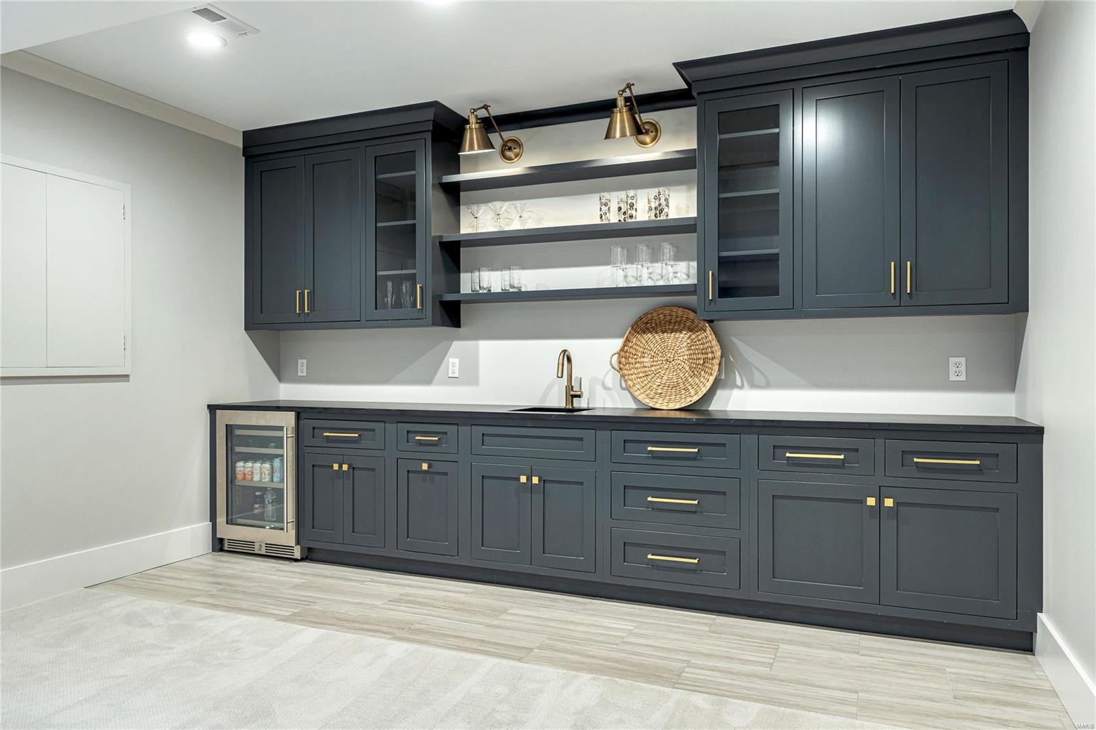 Ladue Meadows - Residential