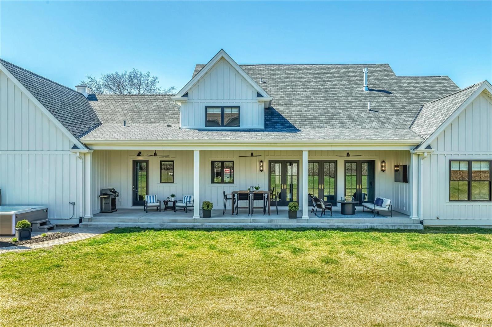 Ladue Meadows - Residential