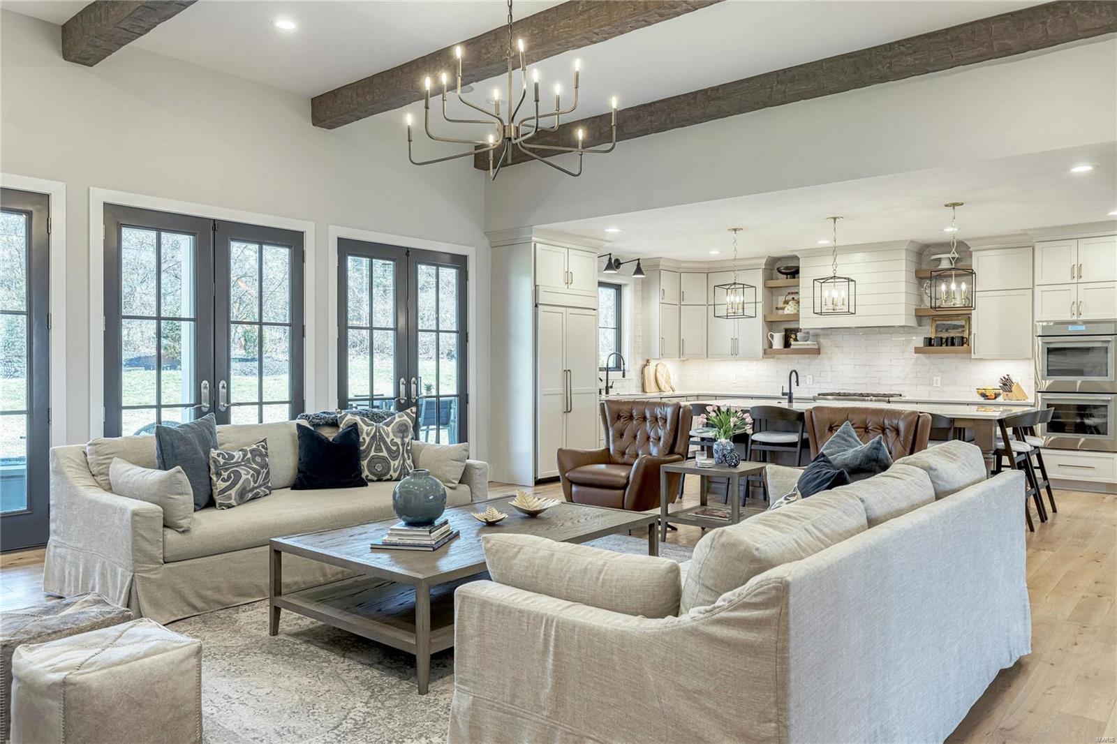 Ladue Meadows - Residential