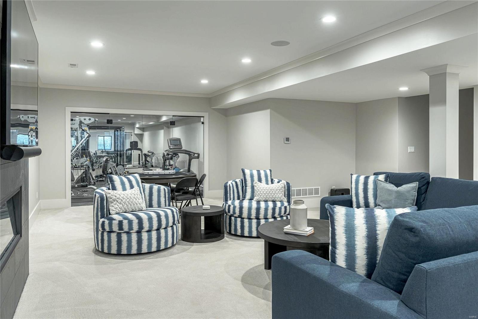 Ladue Meadows - Residential