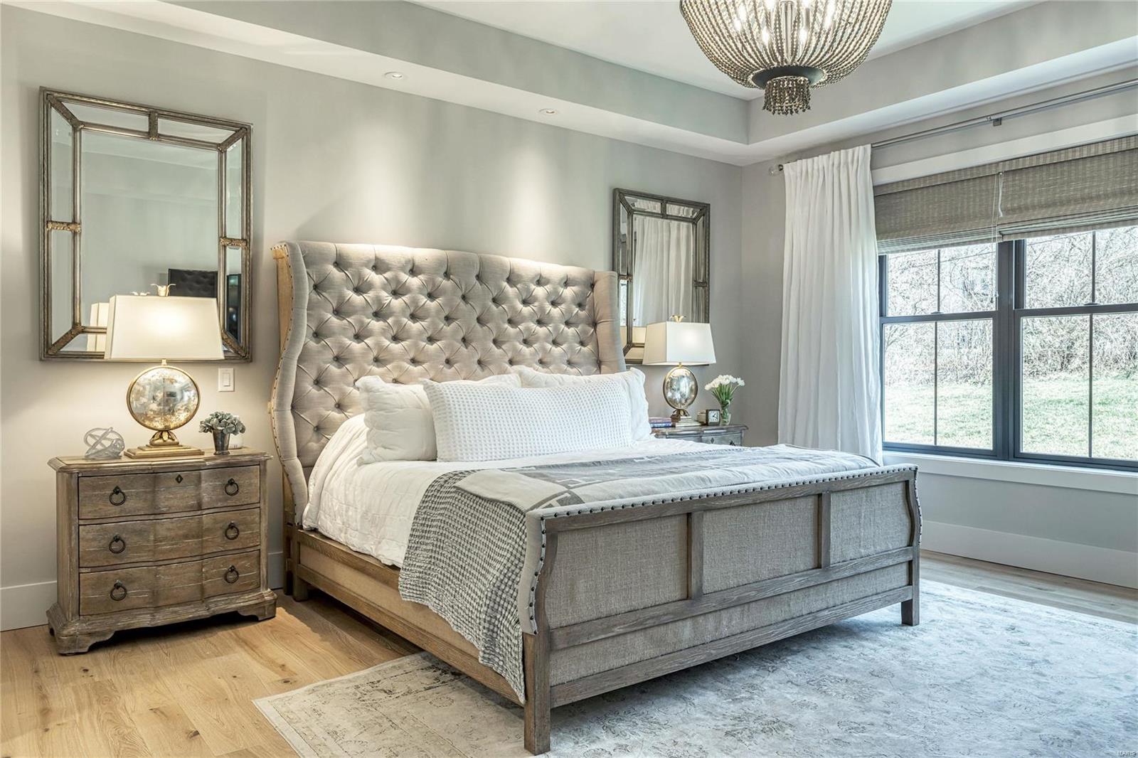 Ladue Meadows - Residential