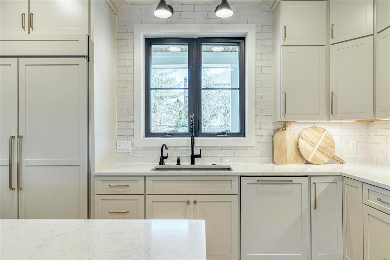 Ladue Meadows - Residential