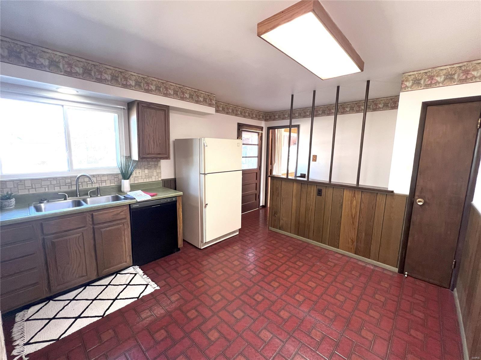 St Louis, Missouri 63137, United States, 3 Bedrooms Bedrooms, ,2 BathroomsBathrooms,Residential,Pending,91385