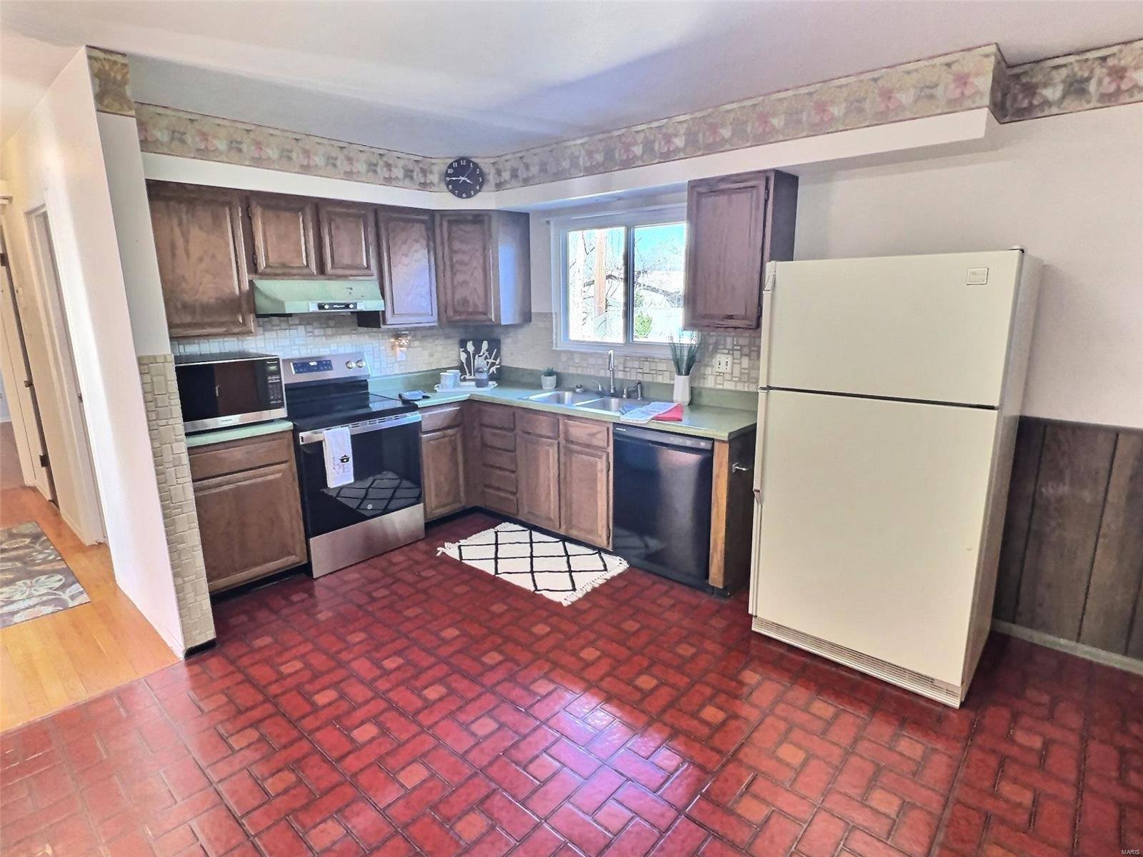 St Louis, Missouri 63137, United States, 3 Bedrooms Bedrooms, ,2 BathroomsBathrooms,Residential,Pending,91385