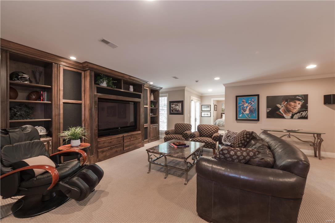 Hunters Pond - Residential