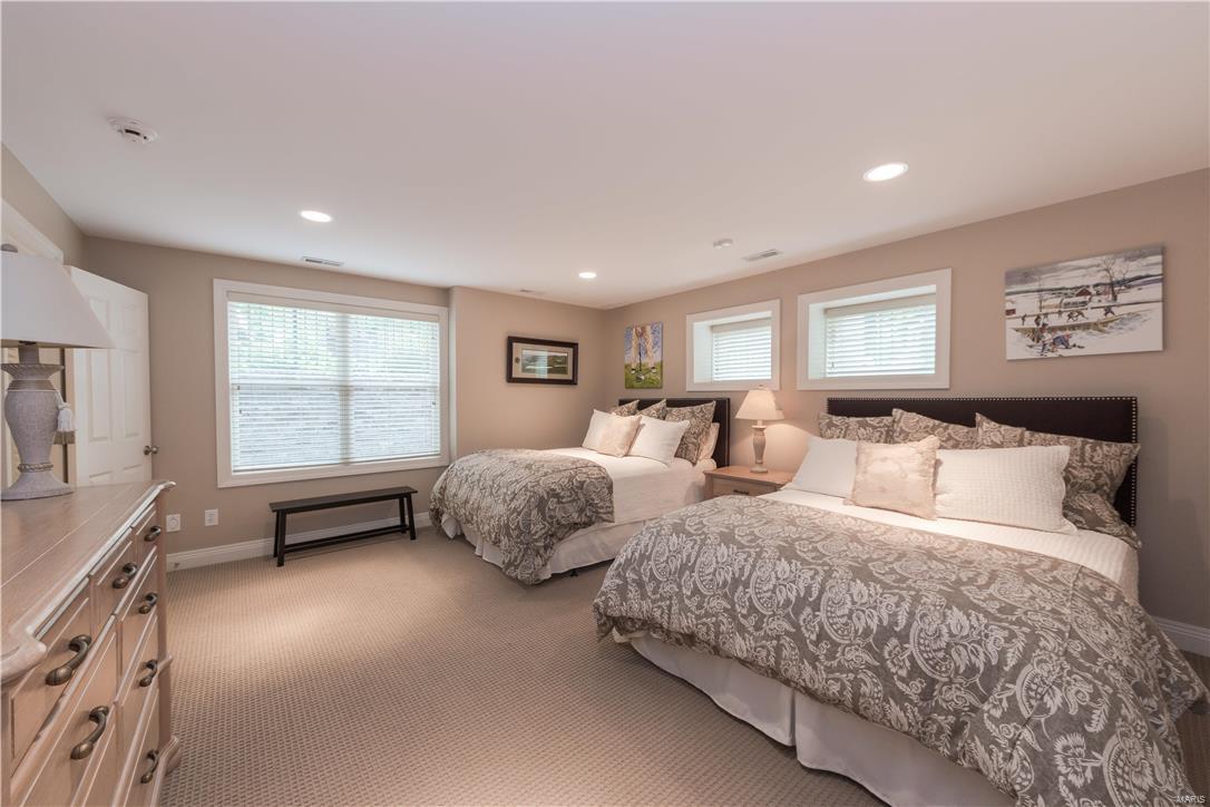 Hunters Pond - Residential