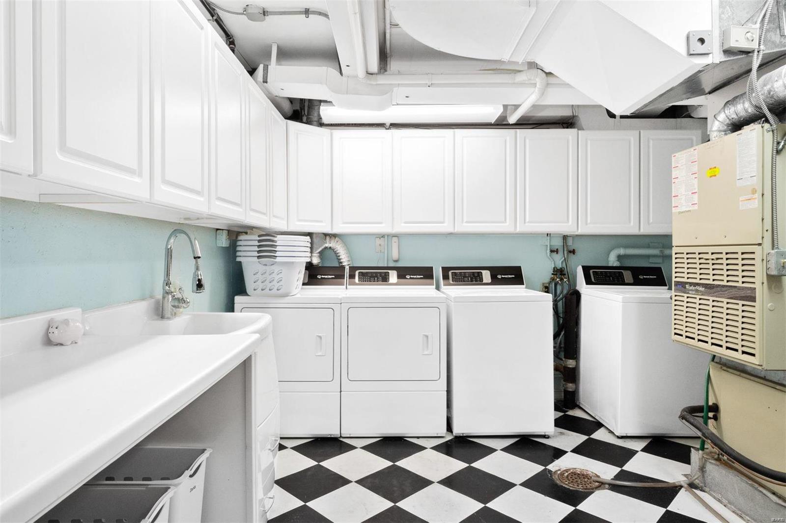 Old Warson - Residential