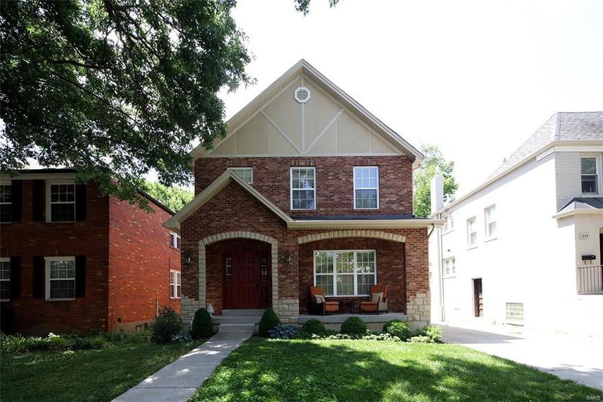 SIGNIFICANT PRICE REDUCTION!!THE PERFECT CONDO ALTERNATIVE!! Custom built just 3 years ago, this handsome two story offers quality craftsmanship, a lovely open floor plan that today's buyers are seeking and a wonderful University City location near Jackson Park! A welcoming entry introduces spacious light filled rooms with pretty hardwood floors, high ceilings and sophisticated décor. A warm and inviting great room with gas fireplace adjoins a lovely dining area providing great flow for casual living or formal entertaining.  The kitchen is a wonderful surprise with a large center island, stainless steel appliances, granite counter tops, 42" custom cabinetry and plenty of working space for the gourmet cook. The second floor offers a vaulted master suite with walk-in closet and two additional bedrooms and full bath. Other features include second floor laundry, 2 car garage and a charming front porch for outdoor enjoyment. Washer, dryer & refrigerator included! A wonderful opportunity!