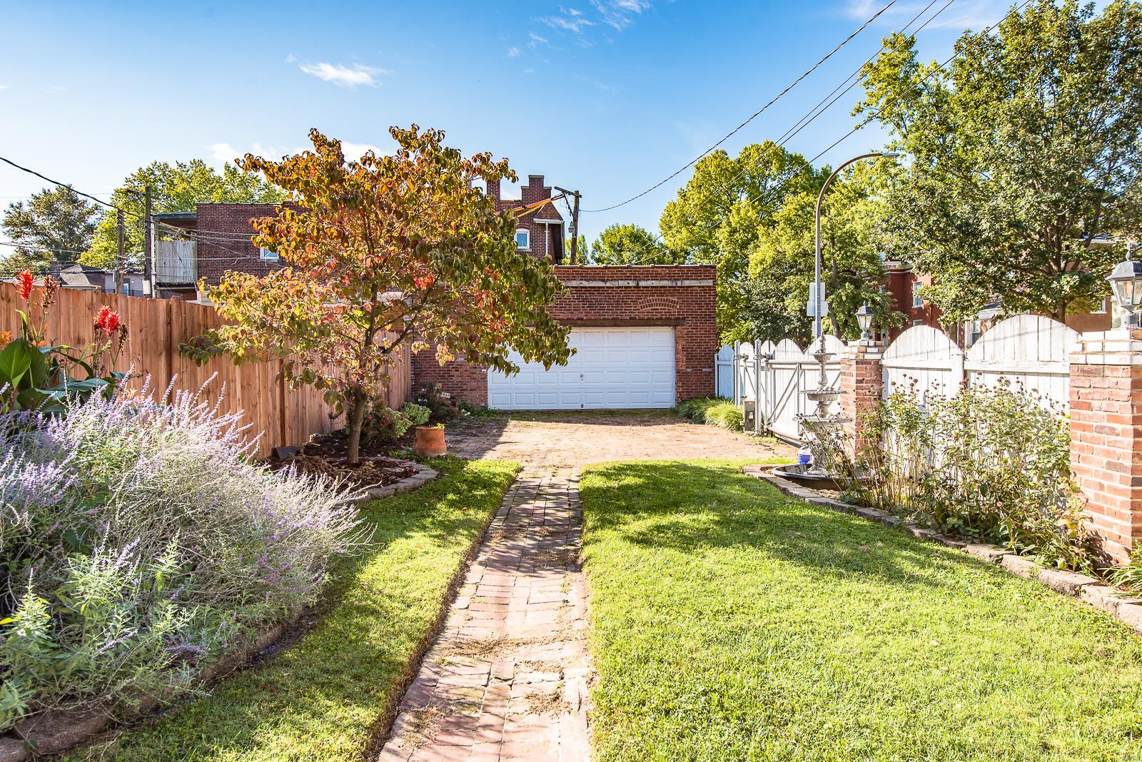 Scullins John - Residential