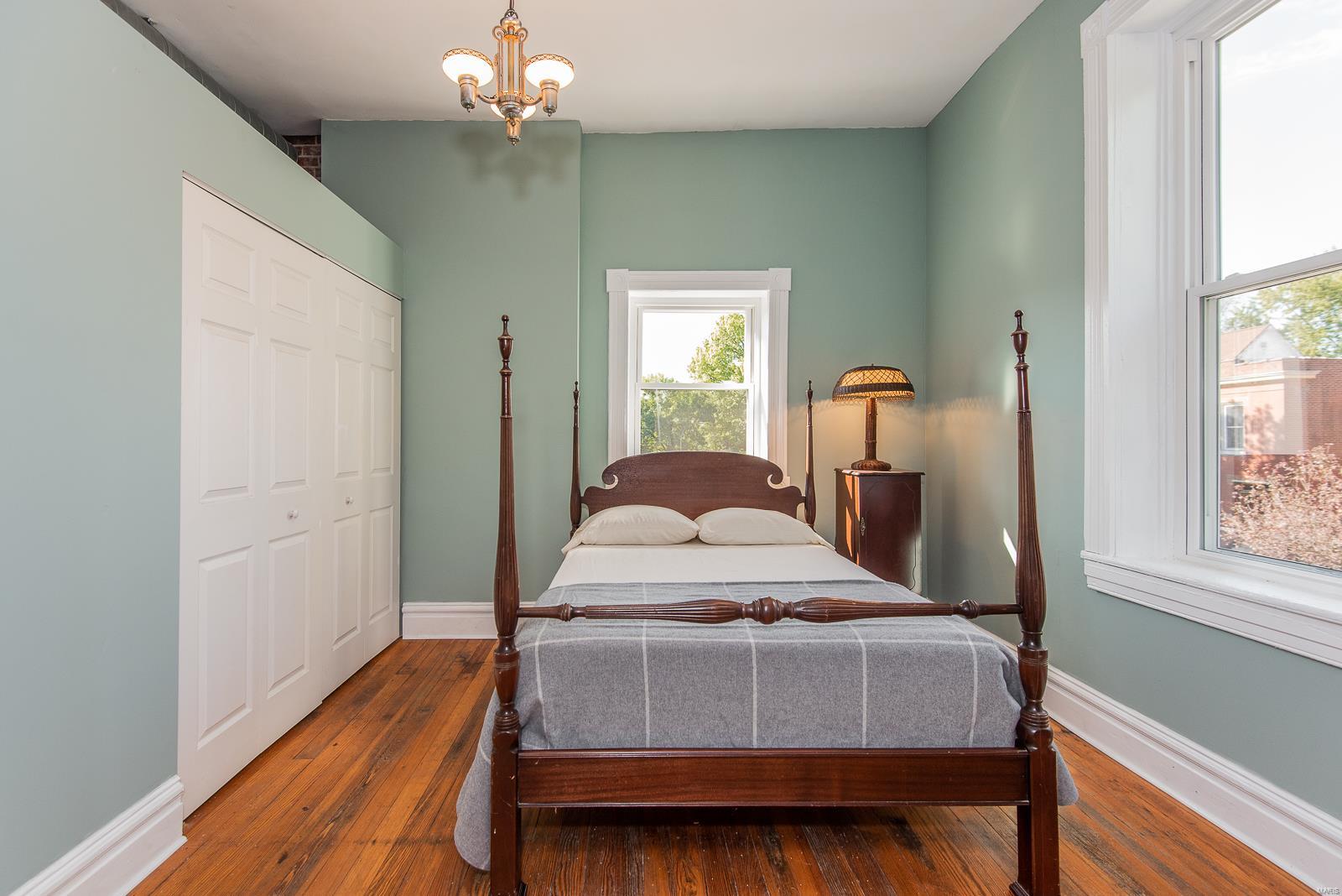 Scullins John - Residential