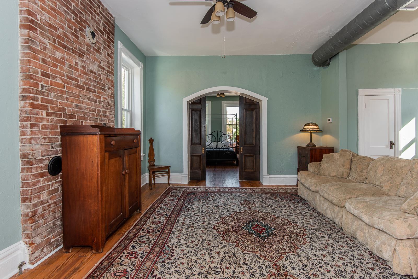 Scullins John - Residential