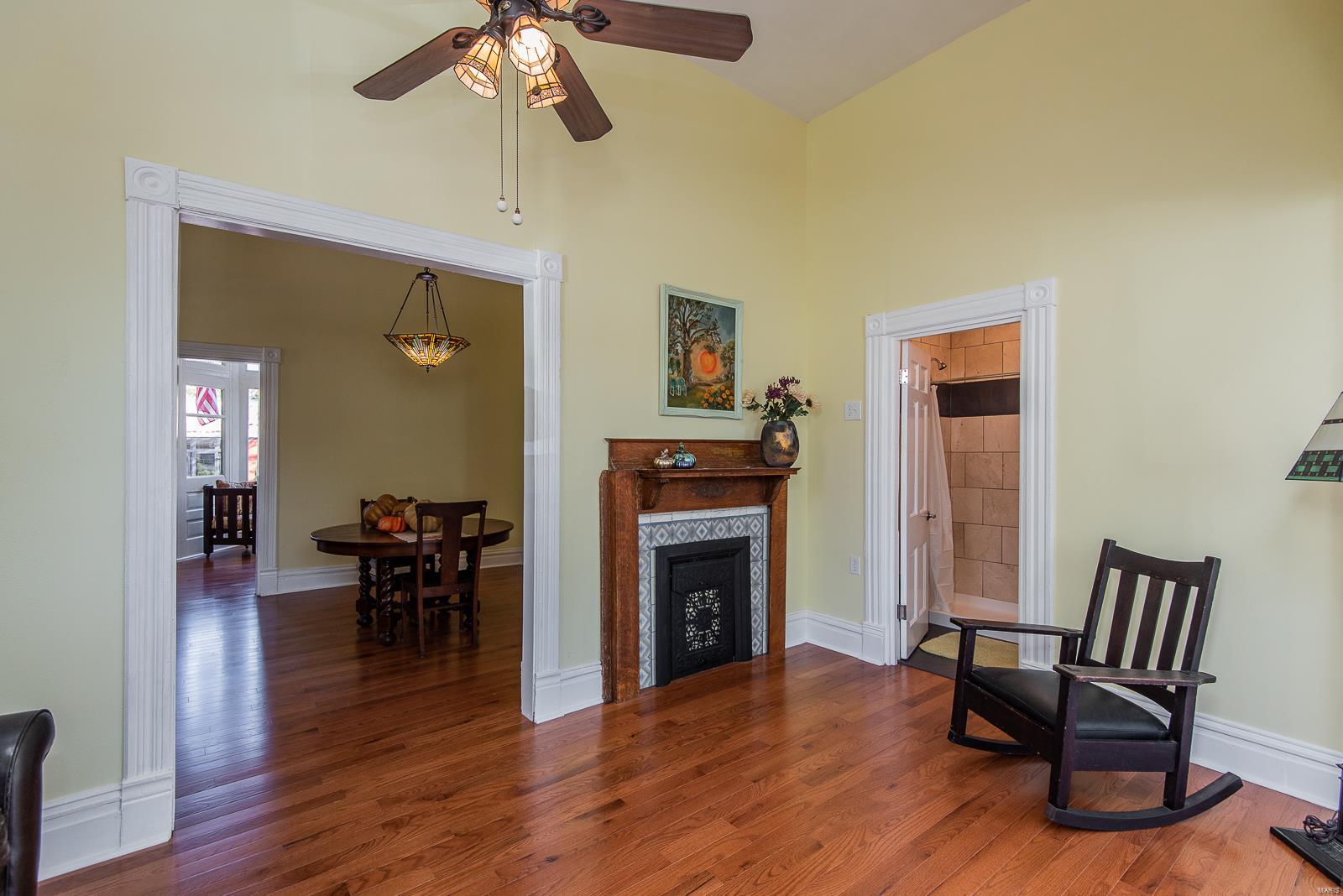 Scullins John - Residential