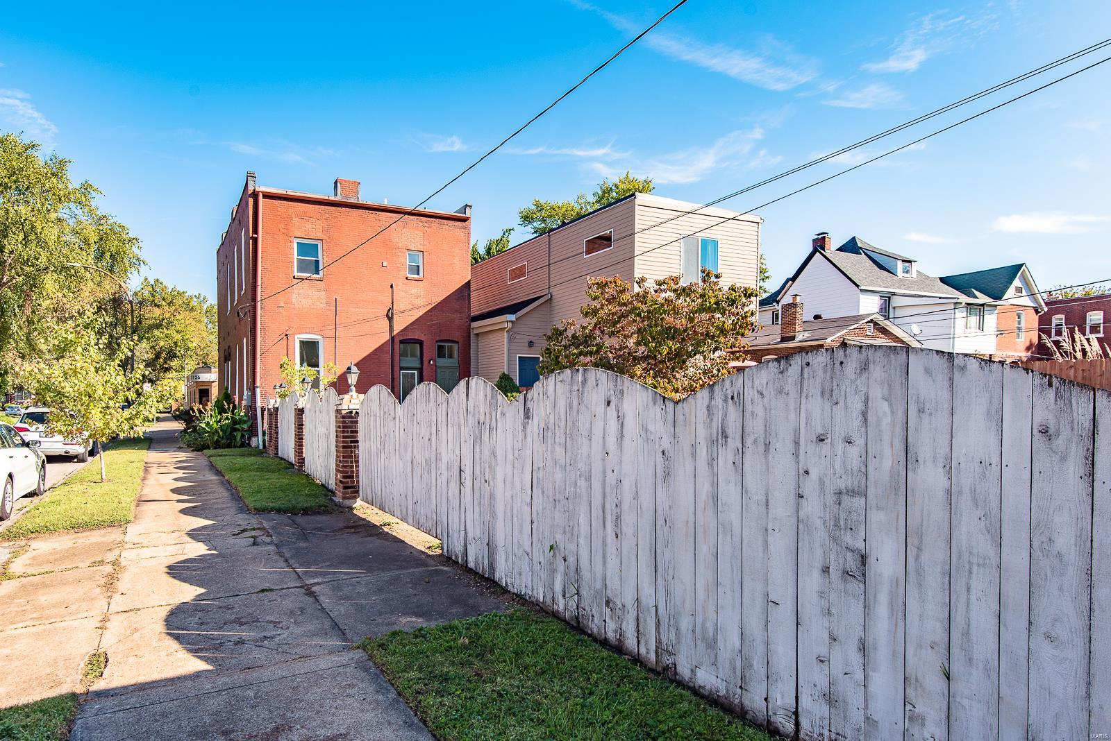 Scullins John - Residential