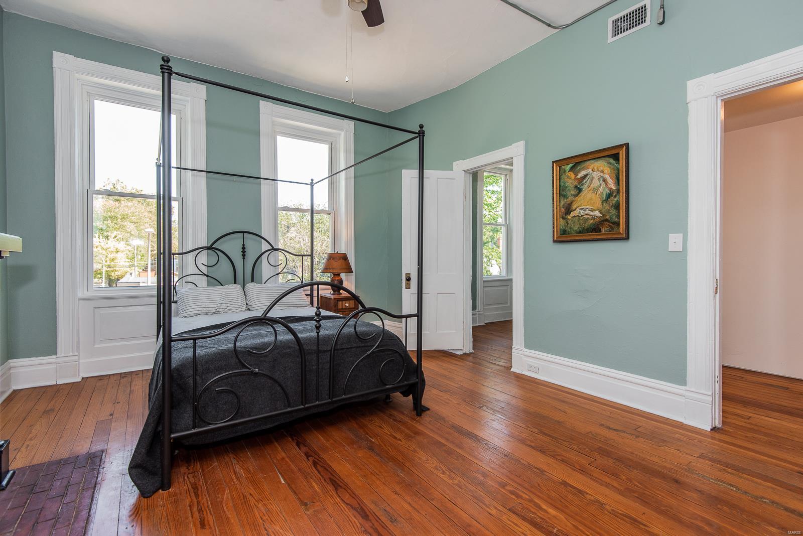 Scullins John - Residential