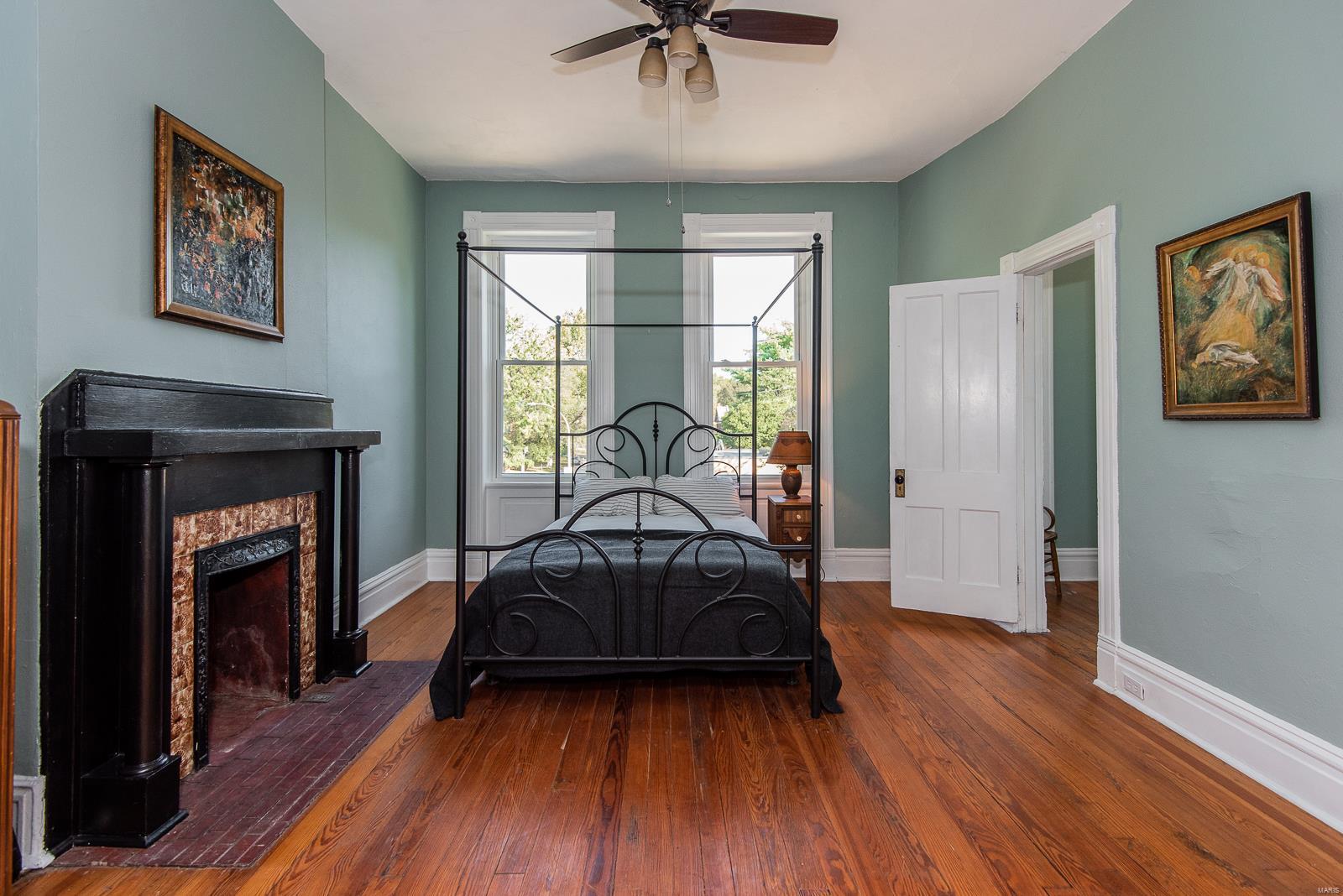 Scullins John - Residential