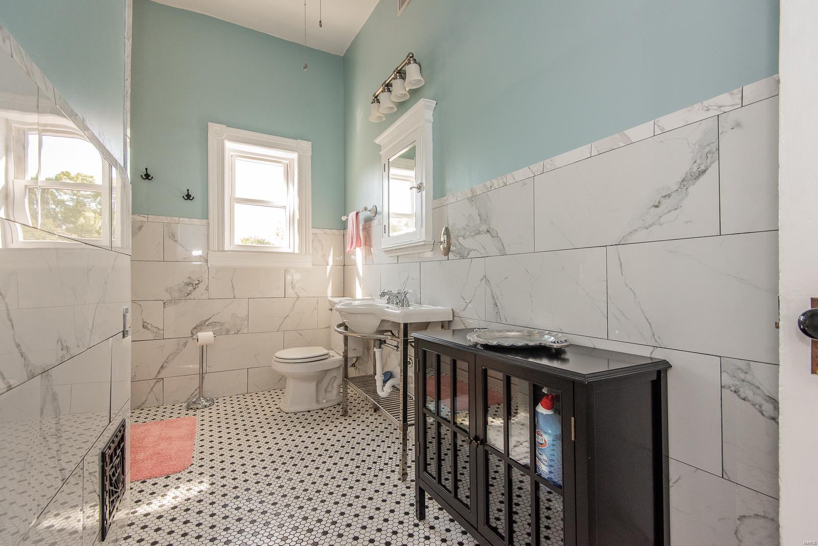 Scullins John - Residential