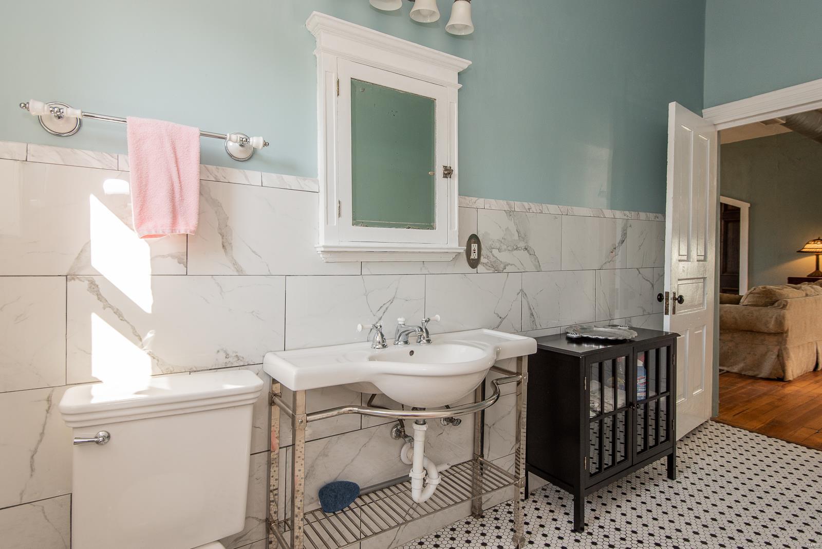 Scullins John - Residential