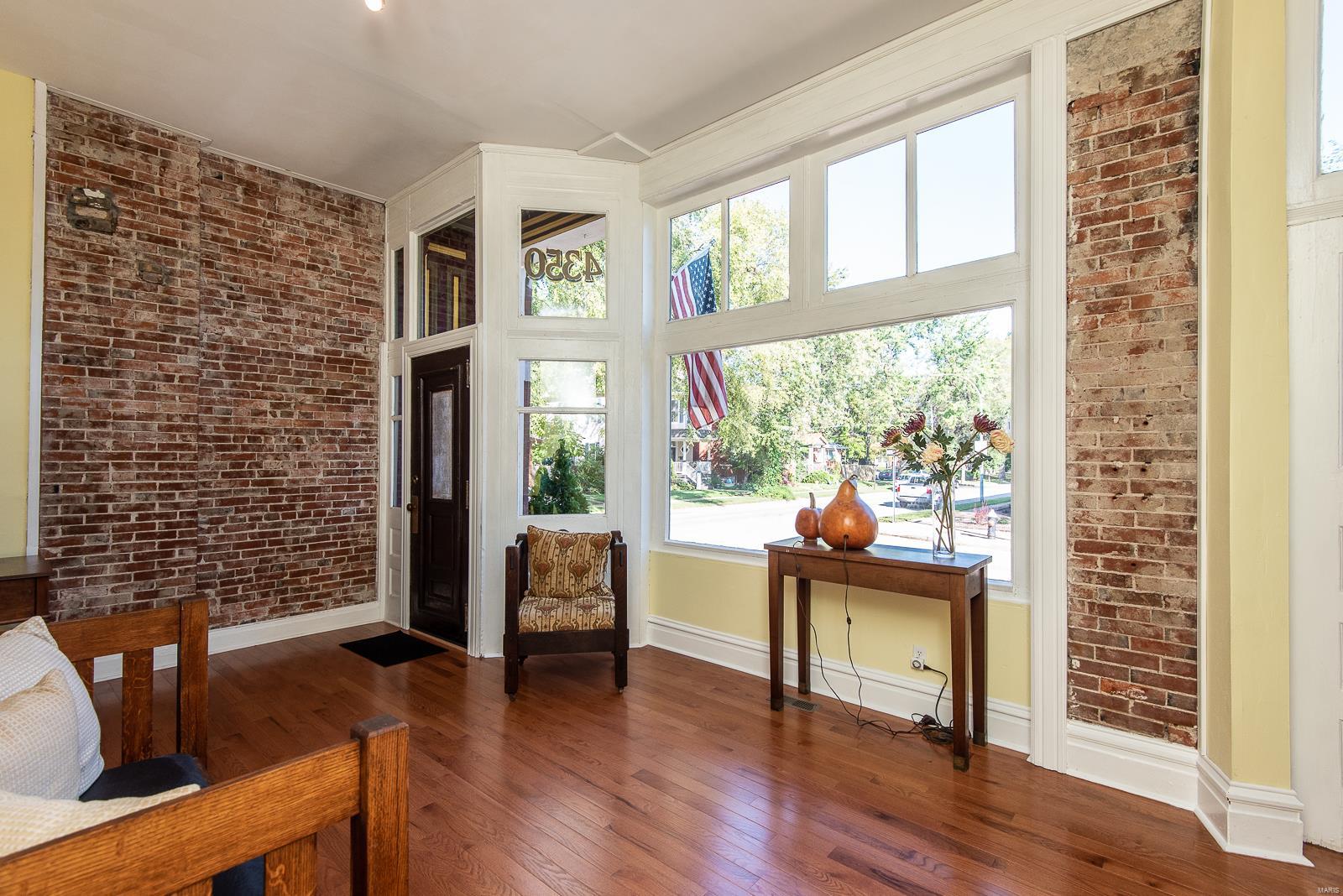 Scullins John - Residential