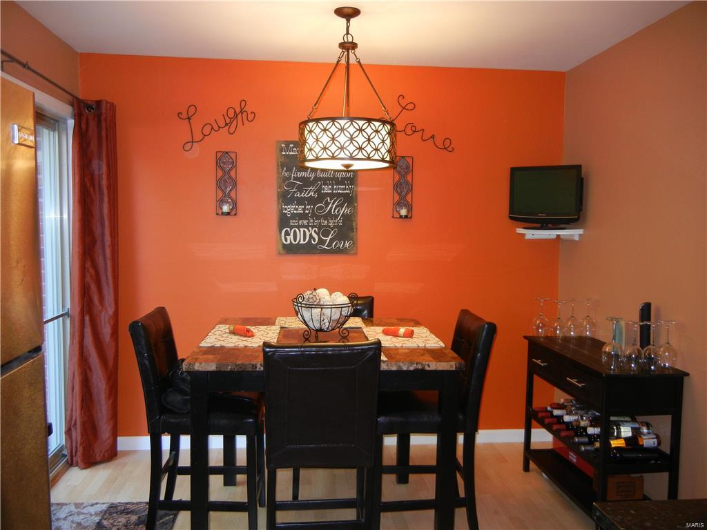 Clarkson Twnhms - Residential