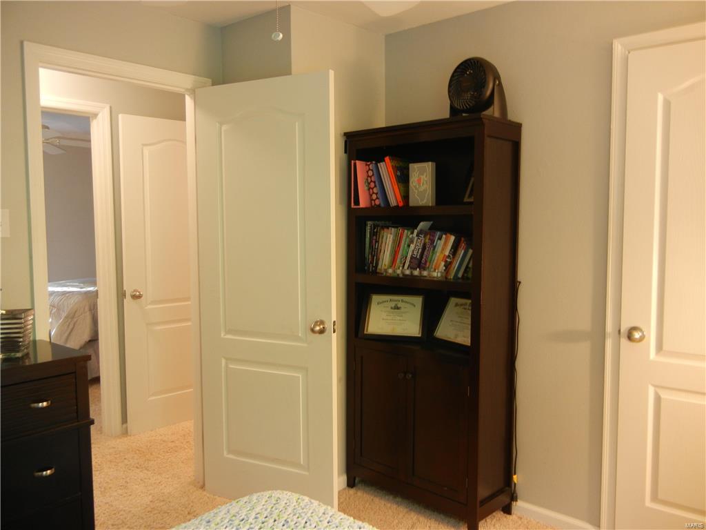 Clarkson Twnhms - Residential