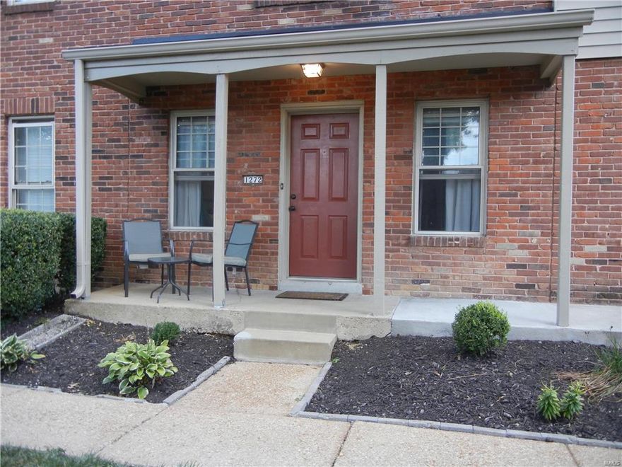 Move in Ready, in sought after Rockwood School District! The covered front porch is perfect for relaxing outside. This is a must see. 
The main floor welcomes you with wood laminate flooring throughout, updated kitchen with granite counter tops, stainless appliances and beautiful back splash. The breakfast room walks out to a large patio area with privacy fence. The upper level has two nice sized bedrooms, newer plush carpet throughout upstairs, and an updated bathroom with ceramic tile flooring & tile tub surround. Nicely finished lower level. The complex has so much to offer with reserved parking, low condo fees, community swimming pool & a secluded wooded setting! Location: Other, Suburban