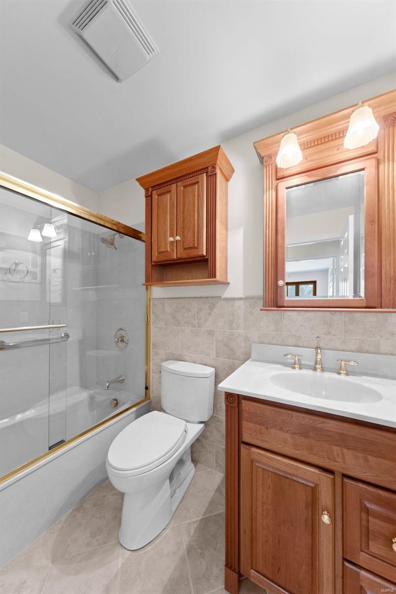 Honeysuckle Hill 1 - Residential