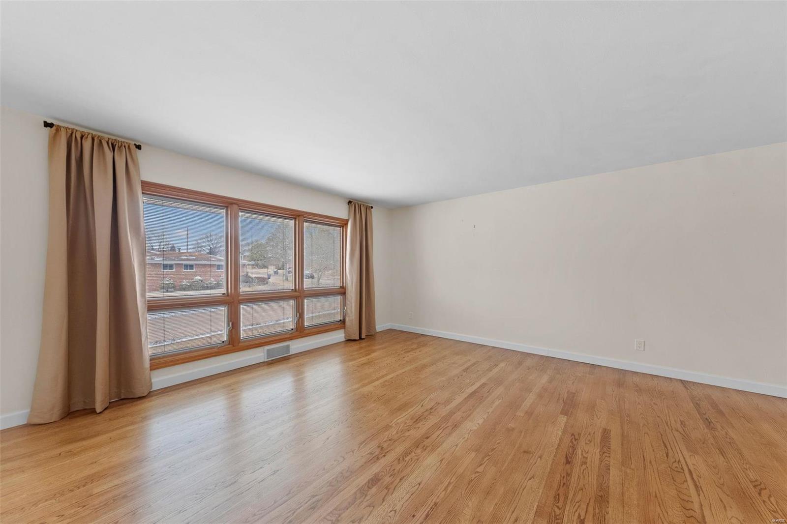 Honeysuckle Hill 1 - Residential