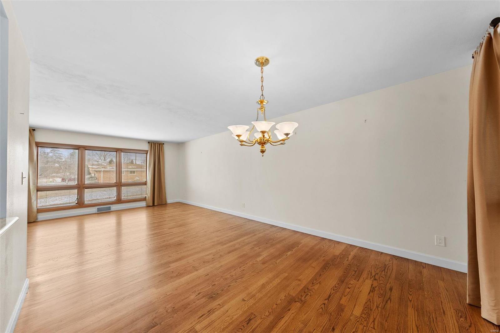 Honeysuckle Hill 1 - Residential