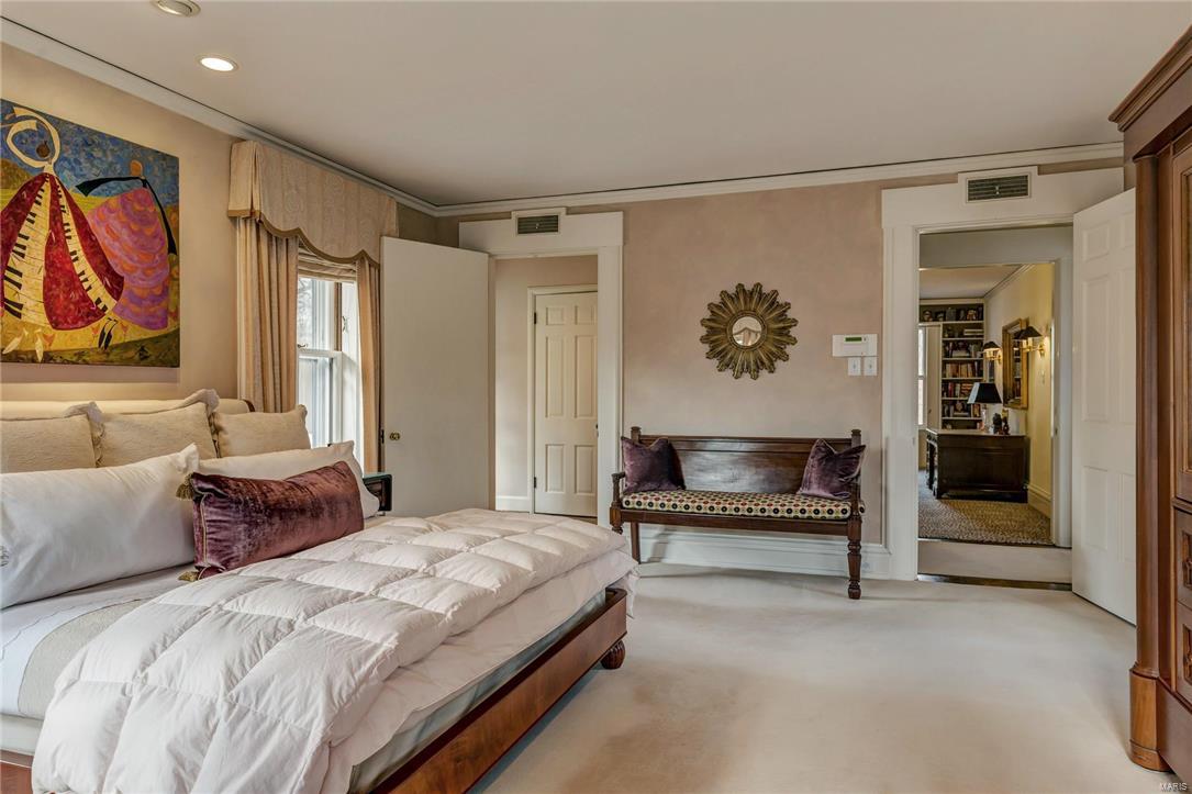 Von Schrader Estate - Residential