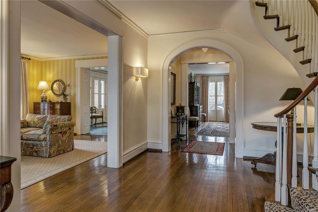 Von Schrader Estate - Residential