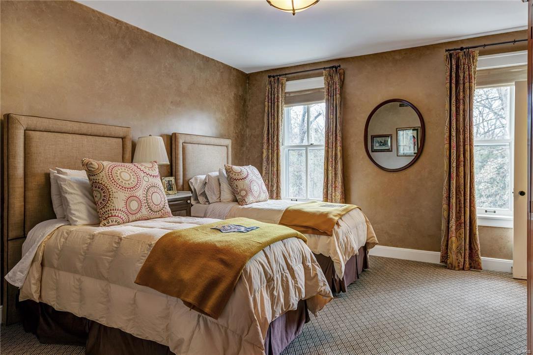 Von Schrader Estate - Residential