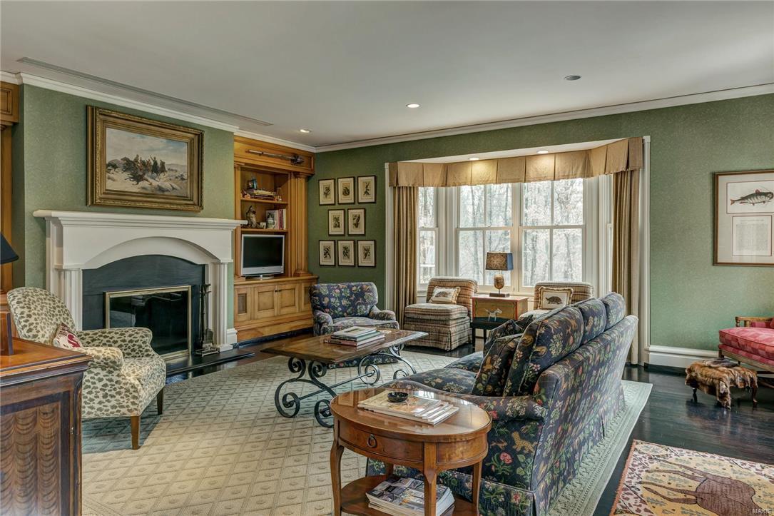 Von Schrader Estate - Residential