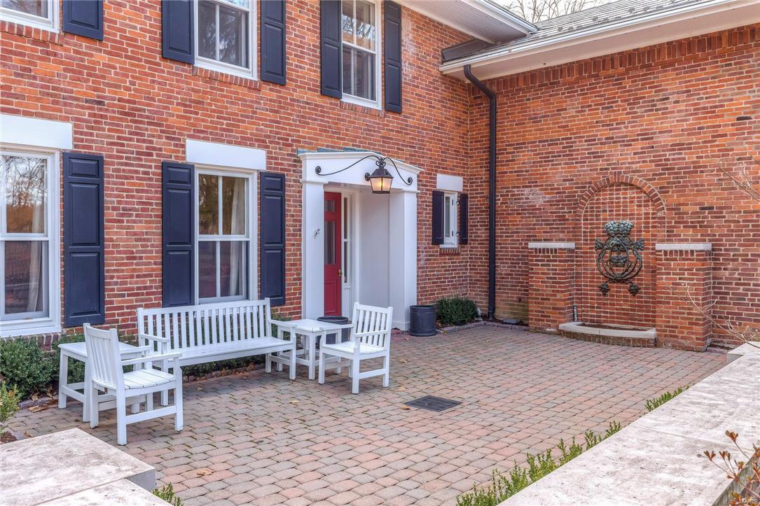 Von Schrader Estate - Residential