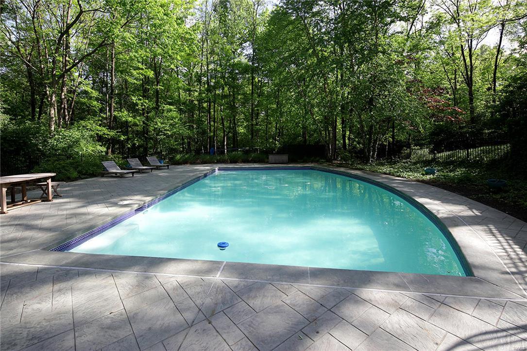 Von Schrader Estate - Residential