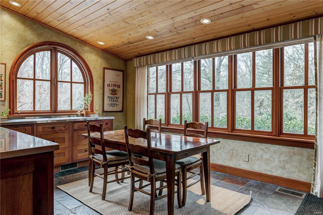 Von Schrader Estate - Residential