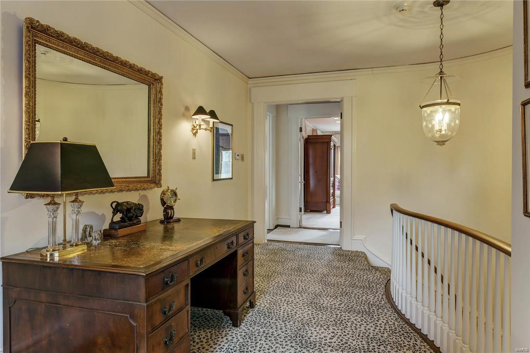 Von Schrader Estate - Residential