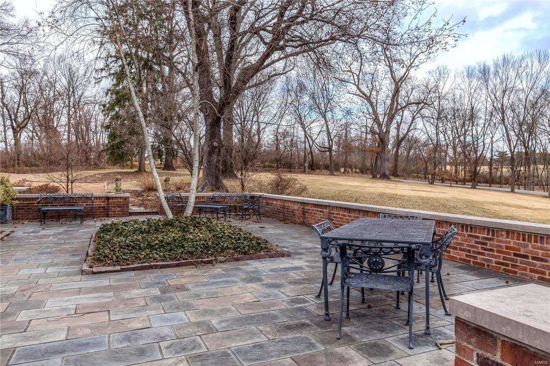 Von Schrader Estate - Residential